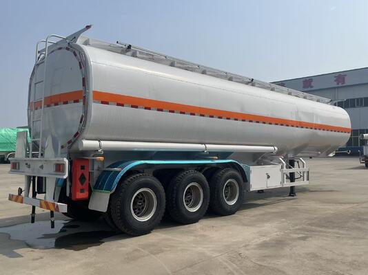 45 CBM Oil Tank Trailer with 5mm Tank Shell 90# Kingpin and 28T Landing Gear for Heavy-Duty Transport