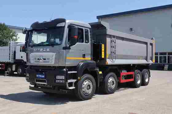 Sitrak Dump Truck with 430 HP Engine, 22.42 m³ Tipper Body and Leaf Spring Suspension for Heavy Duty Transport